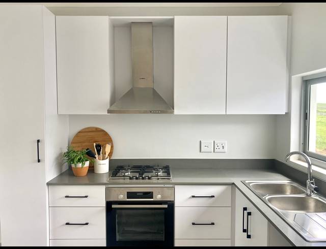 3 BEDROOM HOUSE FOR SALE IN SHEFFIELD BEACH